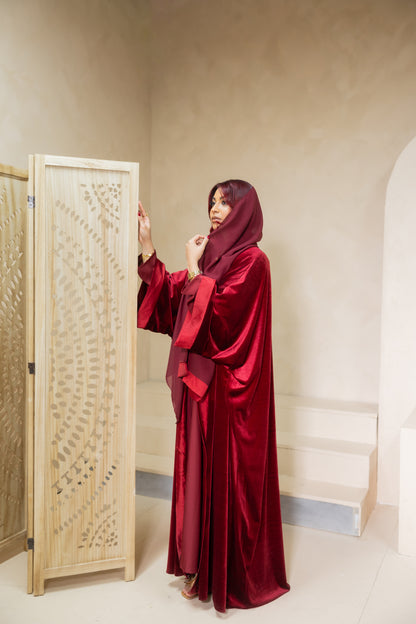 Mirrikh - Red Velvet Abaya Set