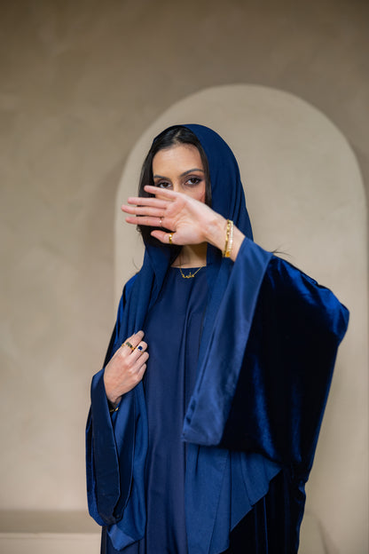 Bahr - Blue Velvet Abaya Set