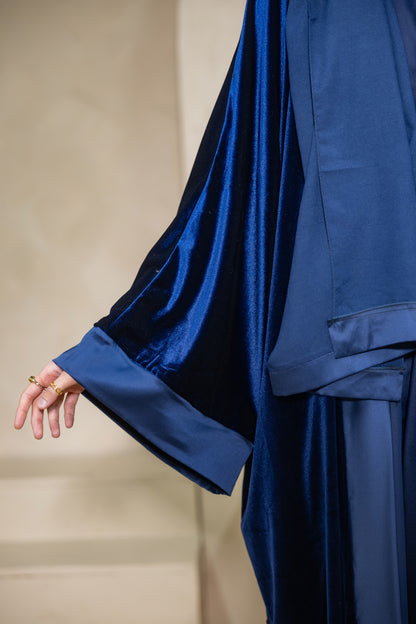 Bahr - Blue Velvet Abaya Set