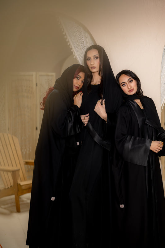 Zill - Black Abaya Set
